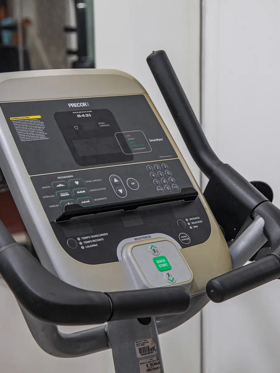 Gimnasio moderno y equipado para todos